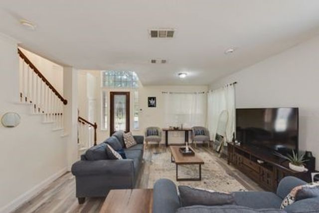 7705 Stevedore Street, Arlington, TX 76016