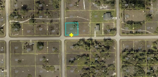 1800 Abbott Ave, Lehigh Acres, FL 33972