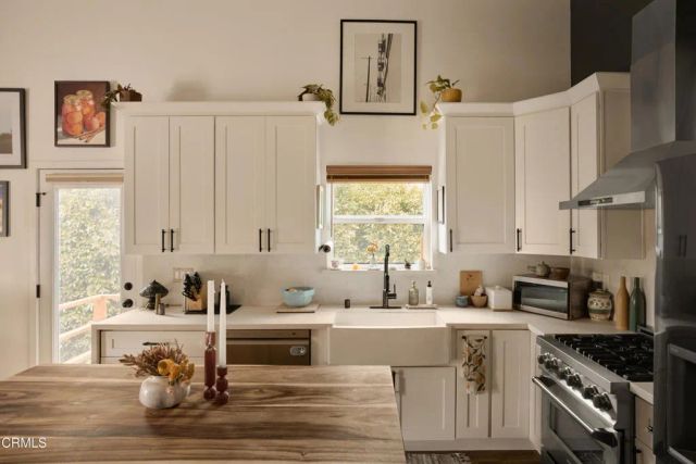 2819 Frederick Street, Los Angeles, CA 90065