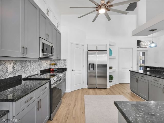 13621 China Berry WAY, Fort Myers, FL 33908