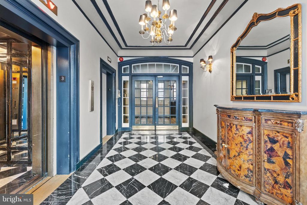 Image 27 of property listing at 1 E CHASE ST #305, Baltimore, MD 21202