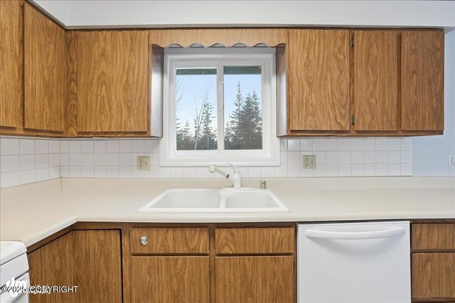 385 Banner Lane, Soldotna, AK 99669