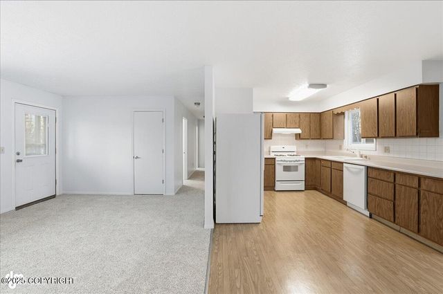 385 Banner Lane, Soldotna, AK 99669