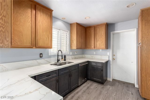 5424 Geneive Lane 105, Las Vegas, NV 89108