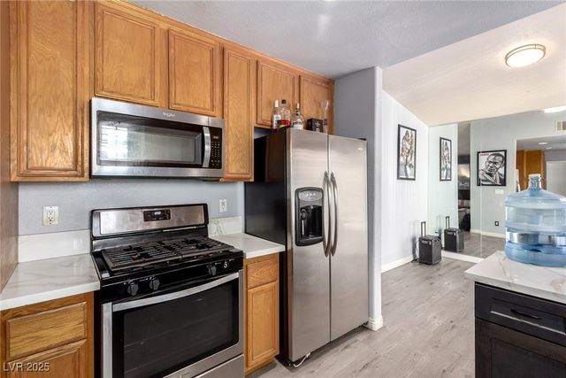 5424 Geneive Lane 105, Las Vegas, NV 89108