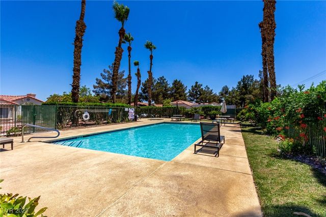 5424 Geneive Lane 105, Las Vegas, NV 89108