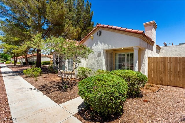 5424 Geneive Lane 105, Las Vegas, NV 89108