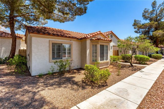 5424 Geneive Lane 105, Las Vegas, NV 89108