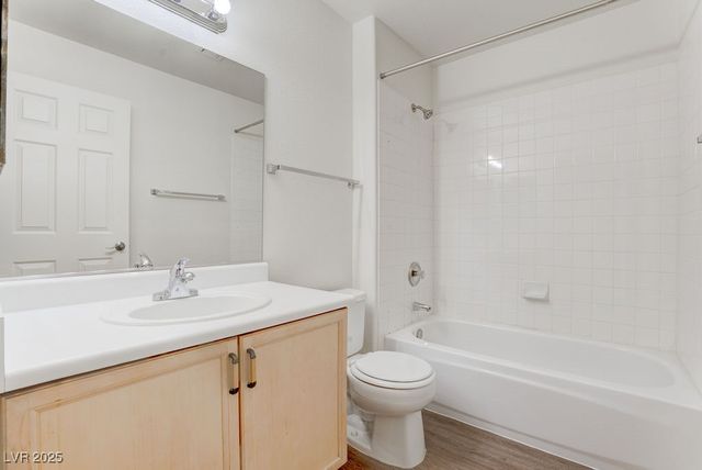 9672 Gunsmith Drive, Las Vegas, NV 89123