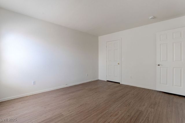 9672 Gunsmith Drive, Las Vegas, NV 89123