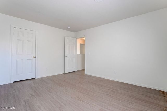 9672 Gunsmith Drive, Las Vegas, NV 89123