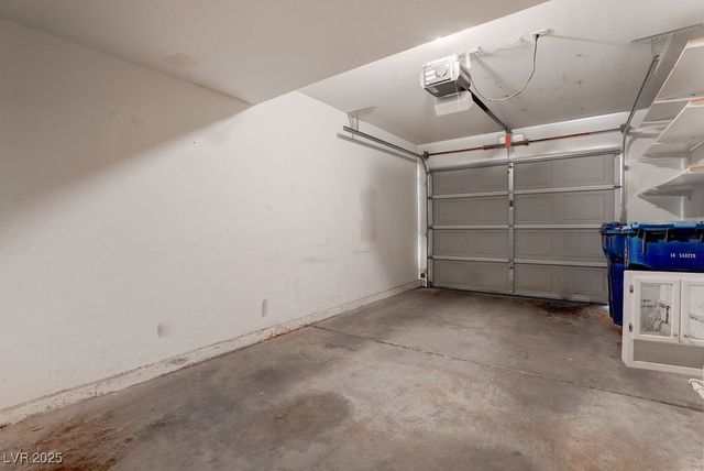 9672 Gunsmith Drive, Las Vegas, NV 89123