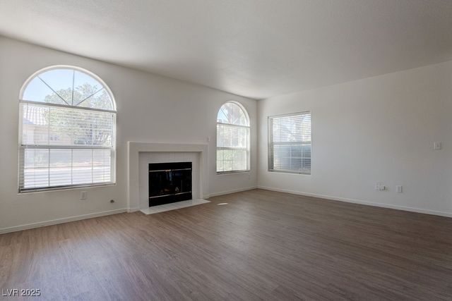 9672 Gunsmith Drive, Las Vegas, NV 89123