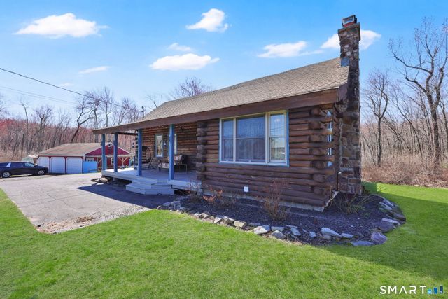 800 Gaylord Mountain Road, Hamden, CT 06518