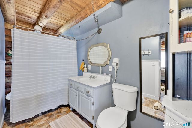 800 Gaylord Mountain Road, Hamden, CT 06518