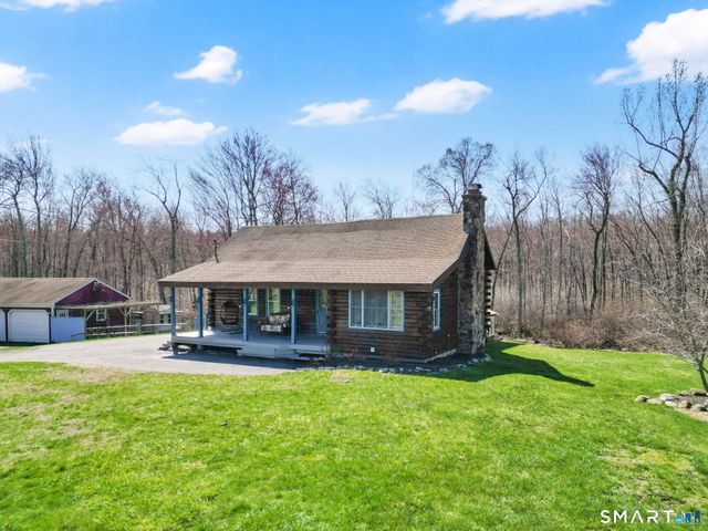800 Gaylord Mountain Road, Hamden, CT 06518
