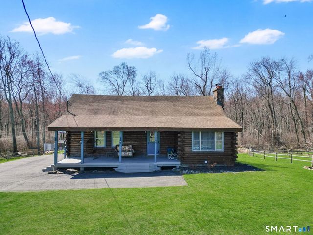 800 Gaylord Mountain Road, Hamden, CT 06518