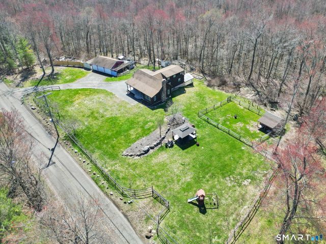 800 Gaylord Mountain Road, Hamden, CT 06518