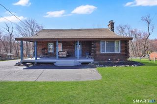 800 Gaylord Mountain Road, Hamden, CT 06518