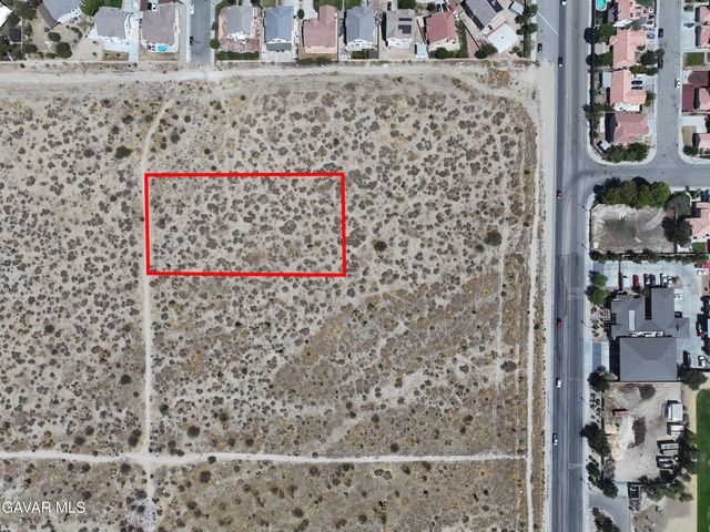 Q 12 Vic Vac Avenue, Palmdale, CA 93552