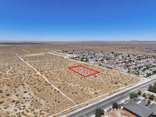 Q 12 Vic Vac Avenue, Palmdale, CA 93552