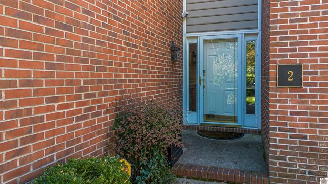 2 Meadow Links Drive # 2, Paducah, KY 42001