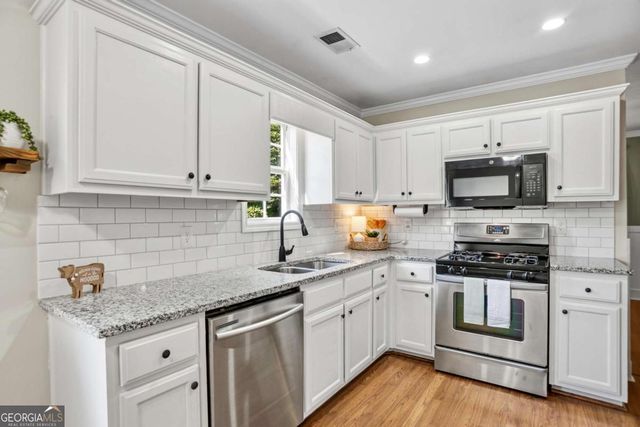 134 Amelia Garden Way, Lawrenceville, GA 30045