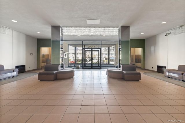 360 Westchester Avenue 522, Port Chester, NY 10573