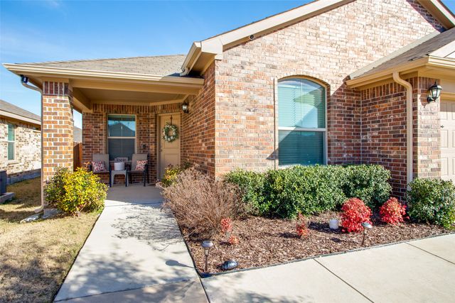 4824 Feltleaf Avenue, Fort Worth, TX 76036