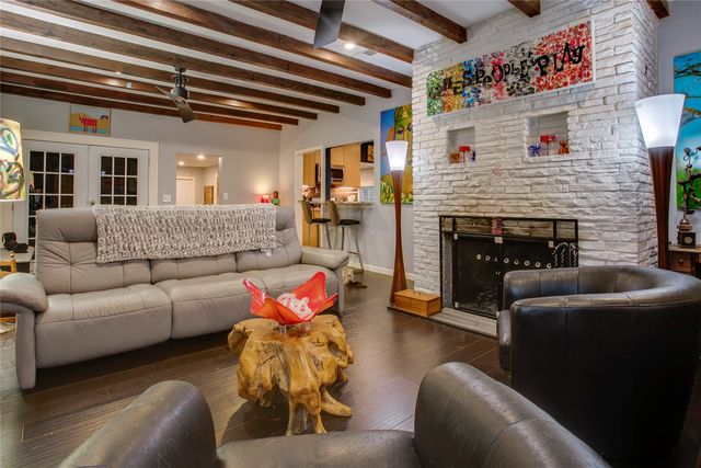 1505 Arizona Avenue, Dallas, TX 75216