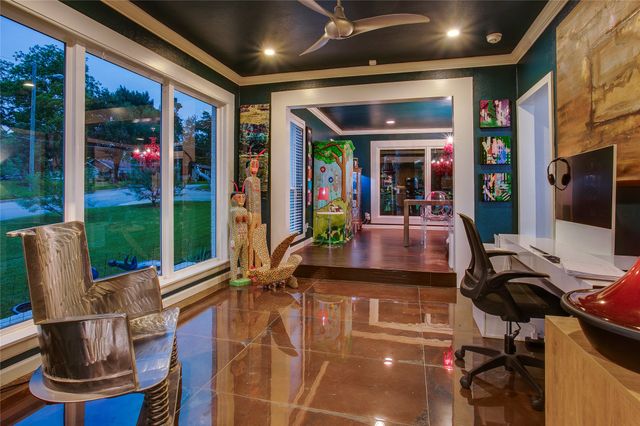 1505 Arizona Avenue, Dallas, TX 75216