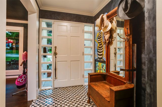 1505 Arizona Avenue, Dallas, TX 75216