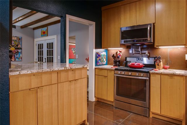 1505 Arizona Avenue, Dallas, TX 75216