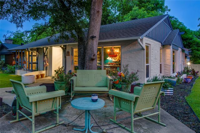 1505 Arizona Avenue, Dallas, TX 75216