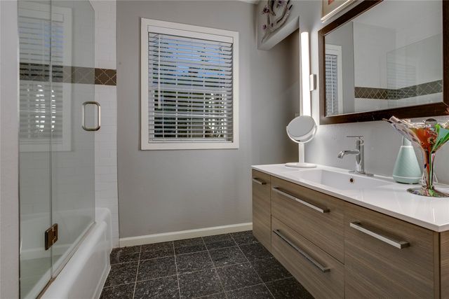 1505 Arizona Avenue, Dallas, TX 75216