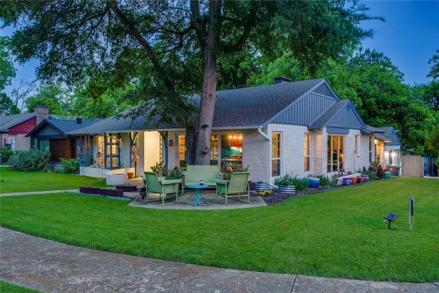1505 Arizona Avenue, Dallas, TX 75216