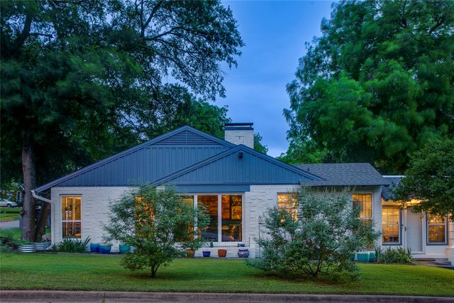 1505 Arizona Avenue, Dallas, TX 75216