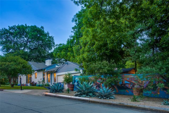 1505 Arizona Avenue, Dallas, TX 75216
