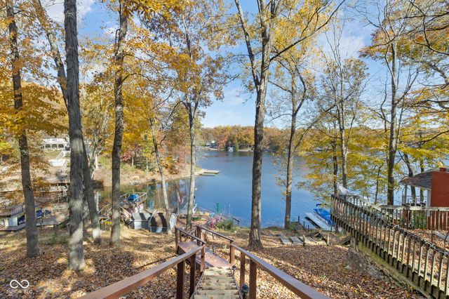 7200 Grouper Drive, Nineveh, IN 46164