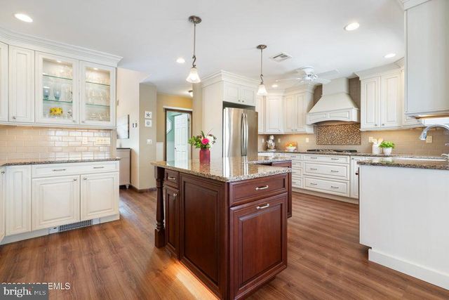 1026 MONTAUK DR, Forked River, NJ 08731