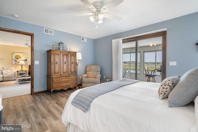 1026 MONTAUK DR, Forked River, NJ 08731