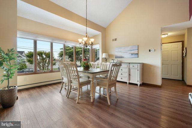 1026 MONTAUK DR, Forked River, NJ 08731