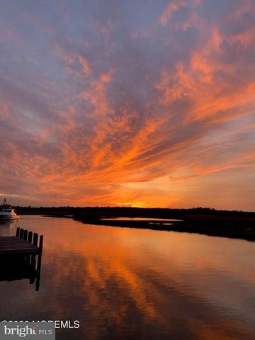 1026 MONTAUK DR, Forked River, NJ 08731