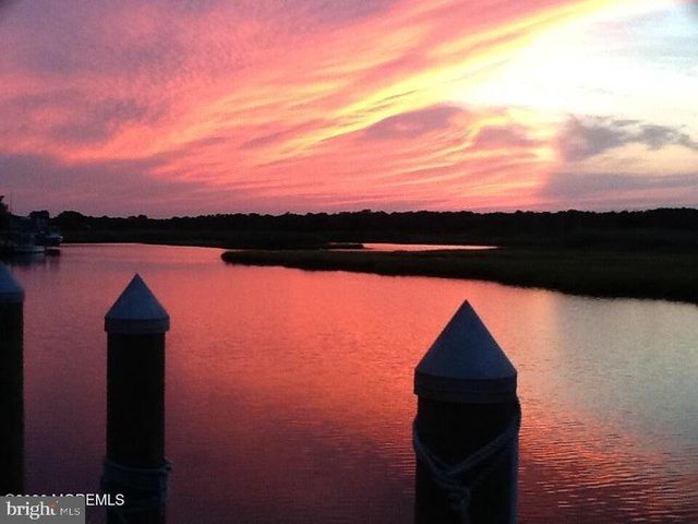 1026 MONTAUK DR, Forked River, NJ 08731