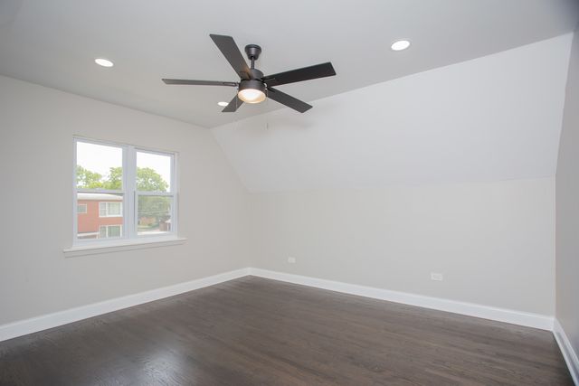 10320 S Rhodes Avenue, Chicago, IL 60628
