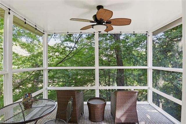 309 Hambrick Court, Winston-salem, NC 27106