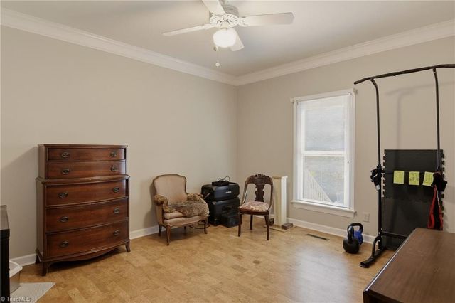 309 Hambrick Court, Winston-salem, NC 27106