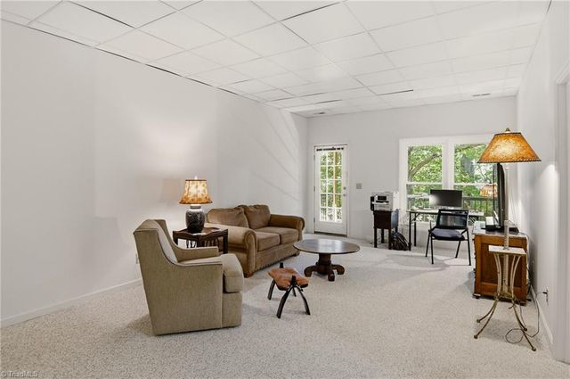 309 Hambrick Court, Winston-salem, NC 27106