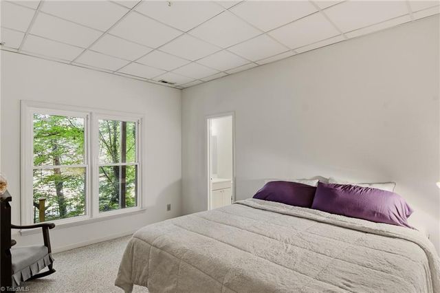 309 Hambrick Court, Winston-salem, NC 27106