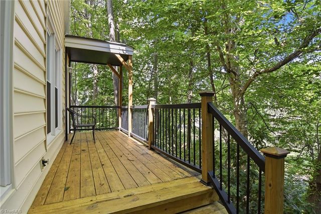 309 Hambrick Court, Winston-salem, NC 27106
